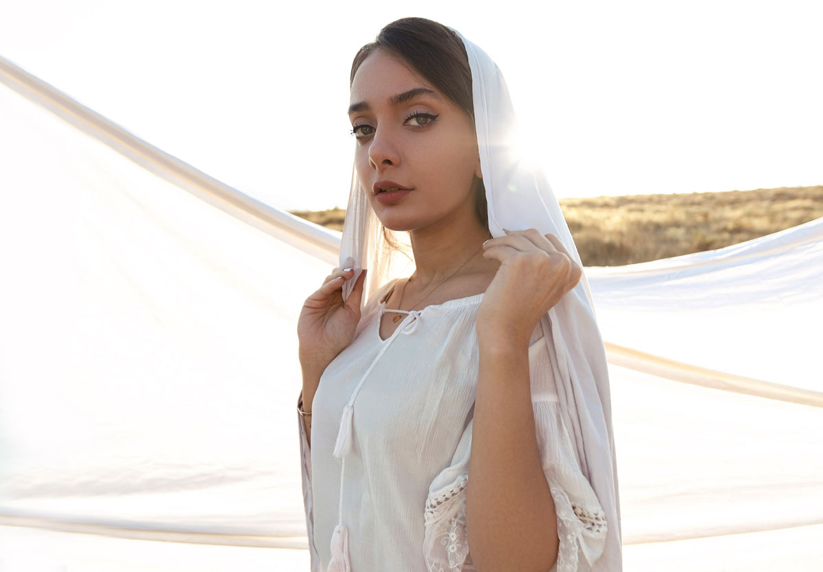 Arabian women catalog